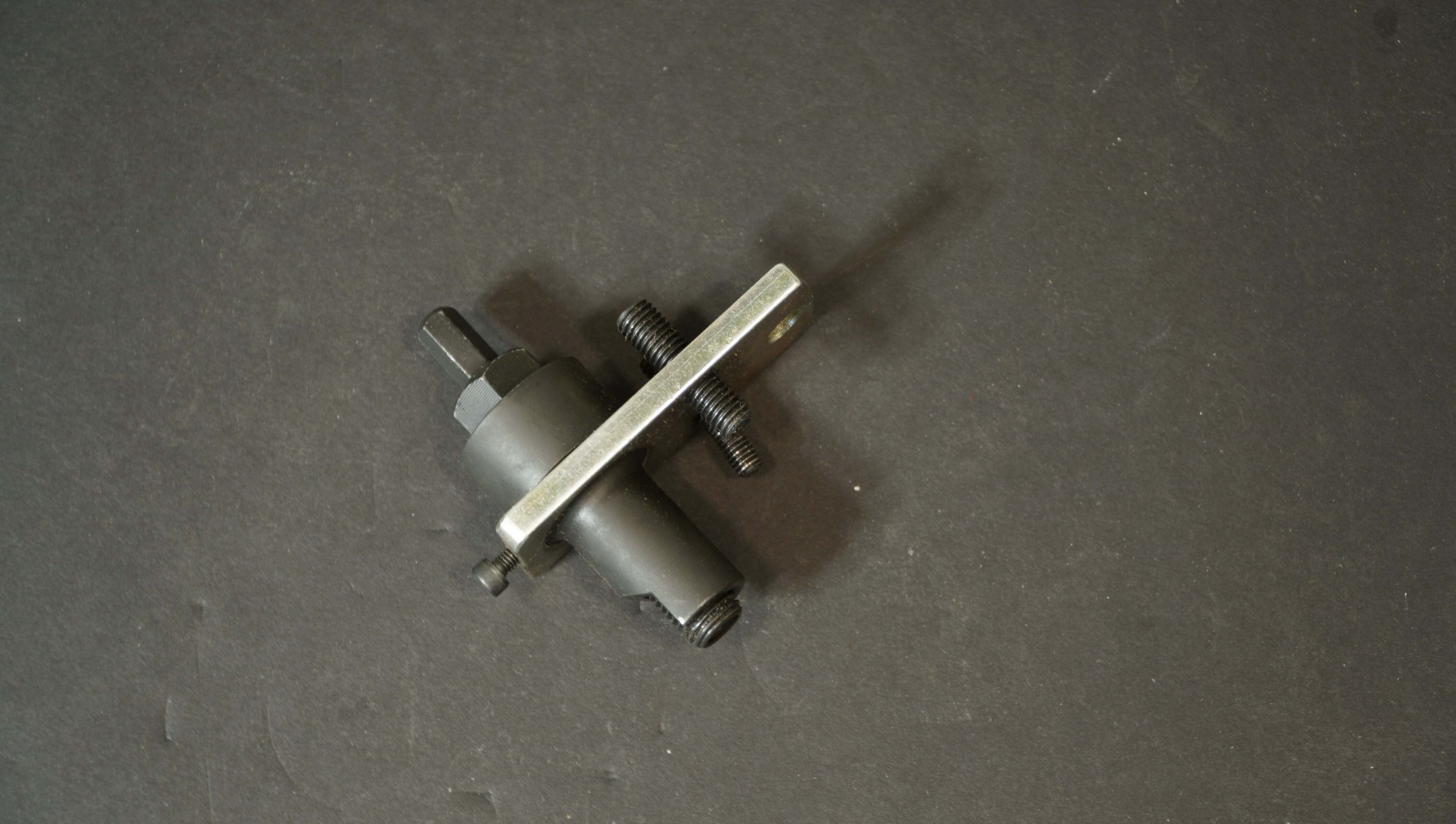 Baum Tools 915-0734 Mercedes Benz Chain Rail Pin Puller