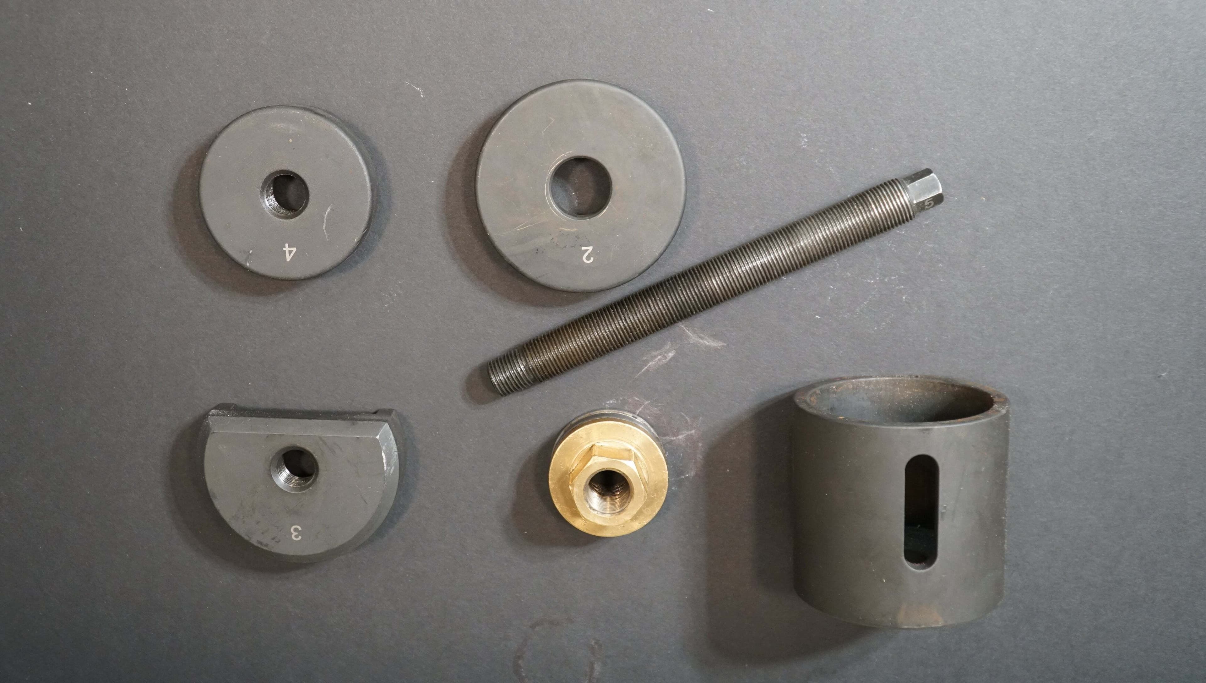 BMW MINI COOPER (R50 / R53) FRONT AXLE CONTROL ARM RUBBER MOUNT KIT