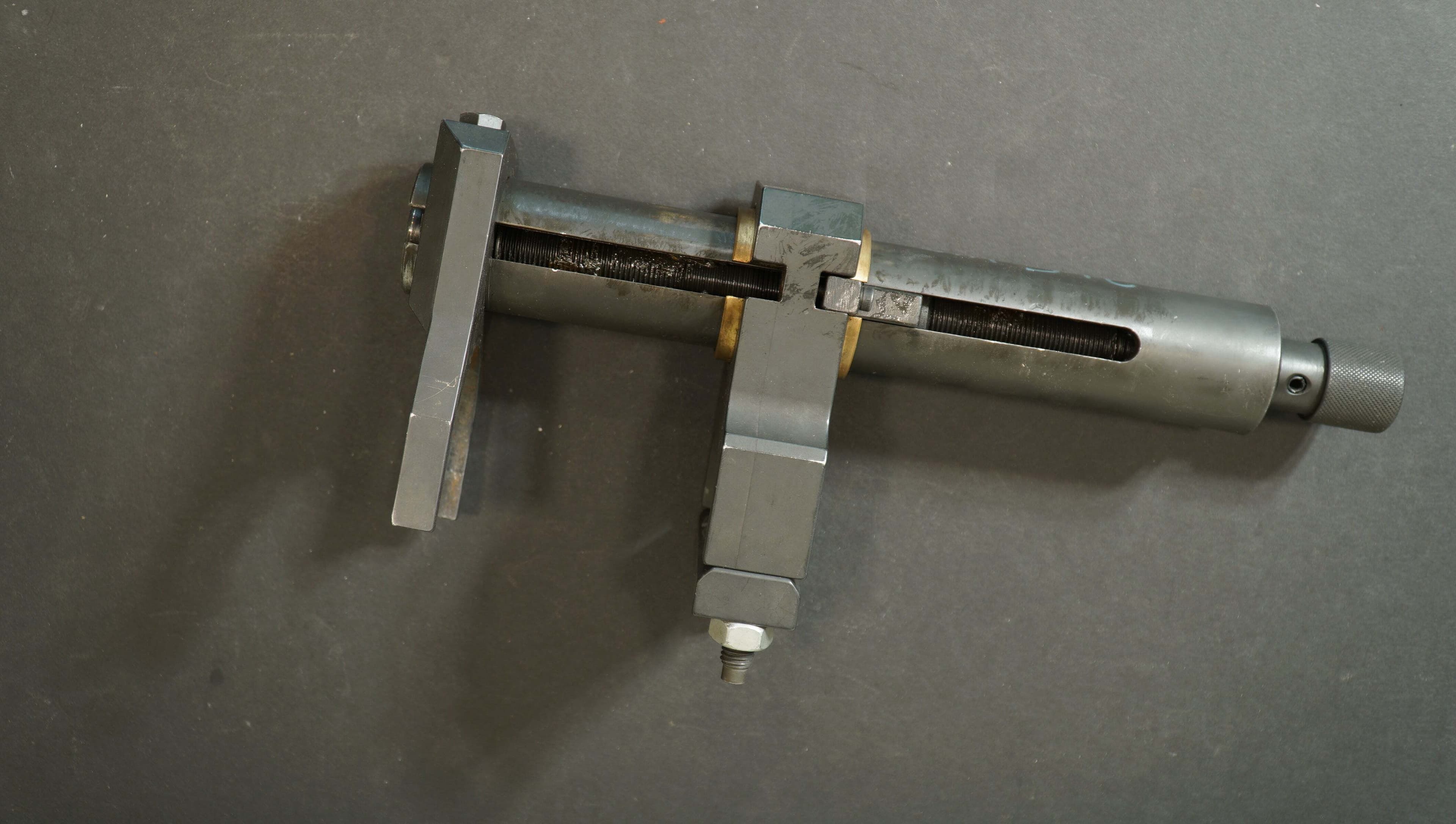 Mini Cooper Lower Control Arm Tool R50 / R52 / R53