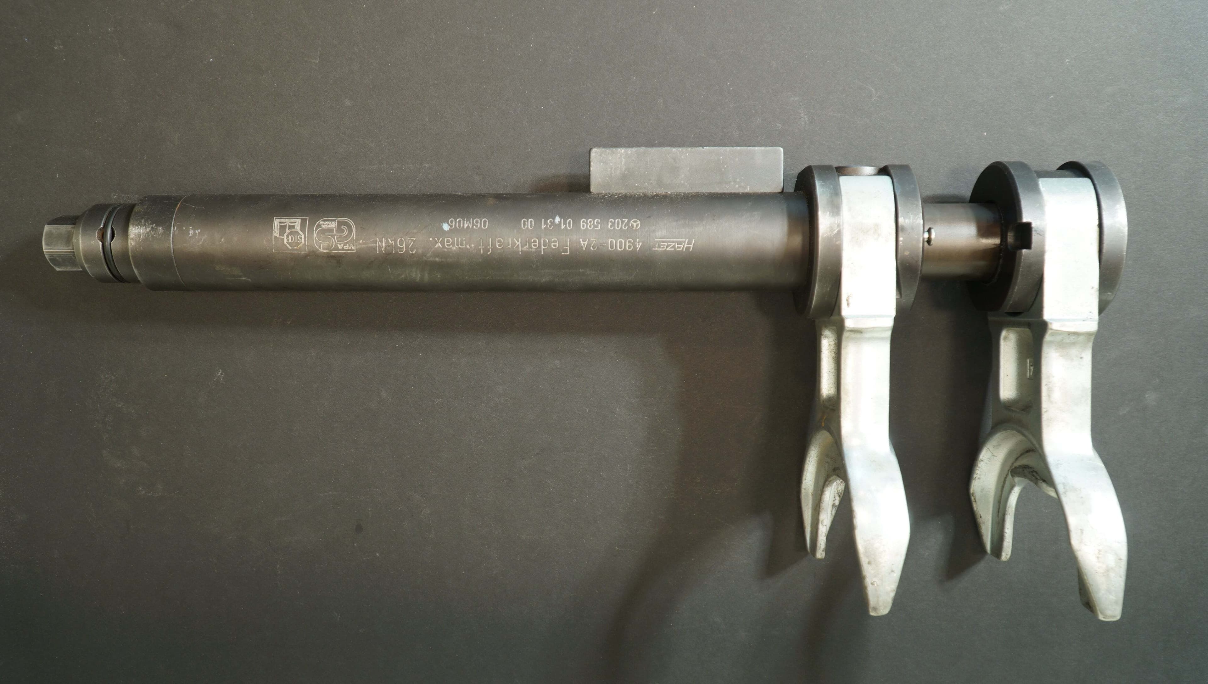 Spring Tensioner - Mercedes-Benz (203-589-01-31-00)